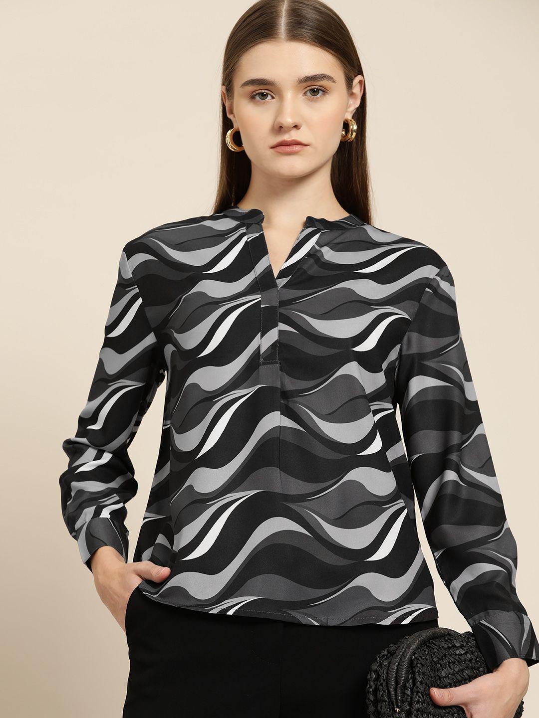 her by invictus abstract print top