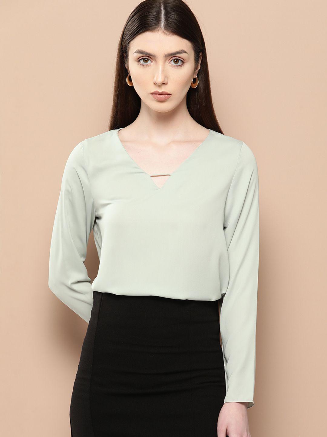 her by invictus keyhole neck top