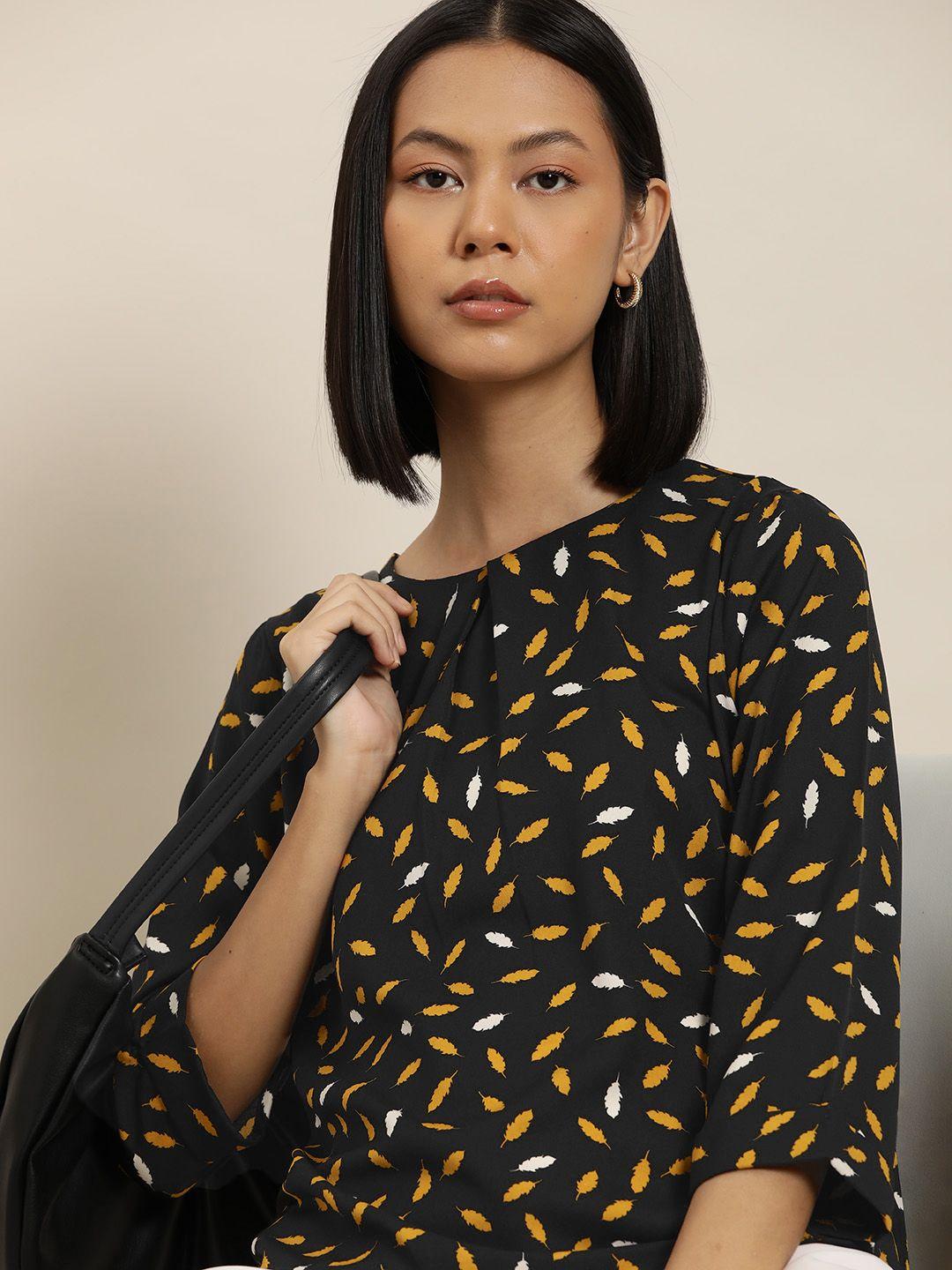 her by invictus conversational print puff sleeve top