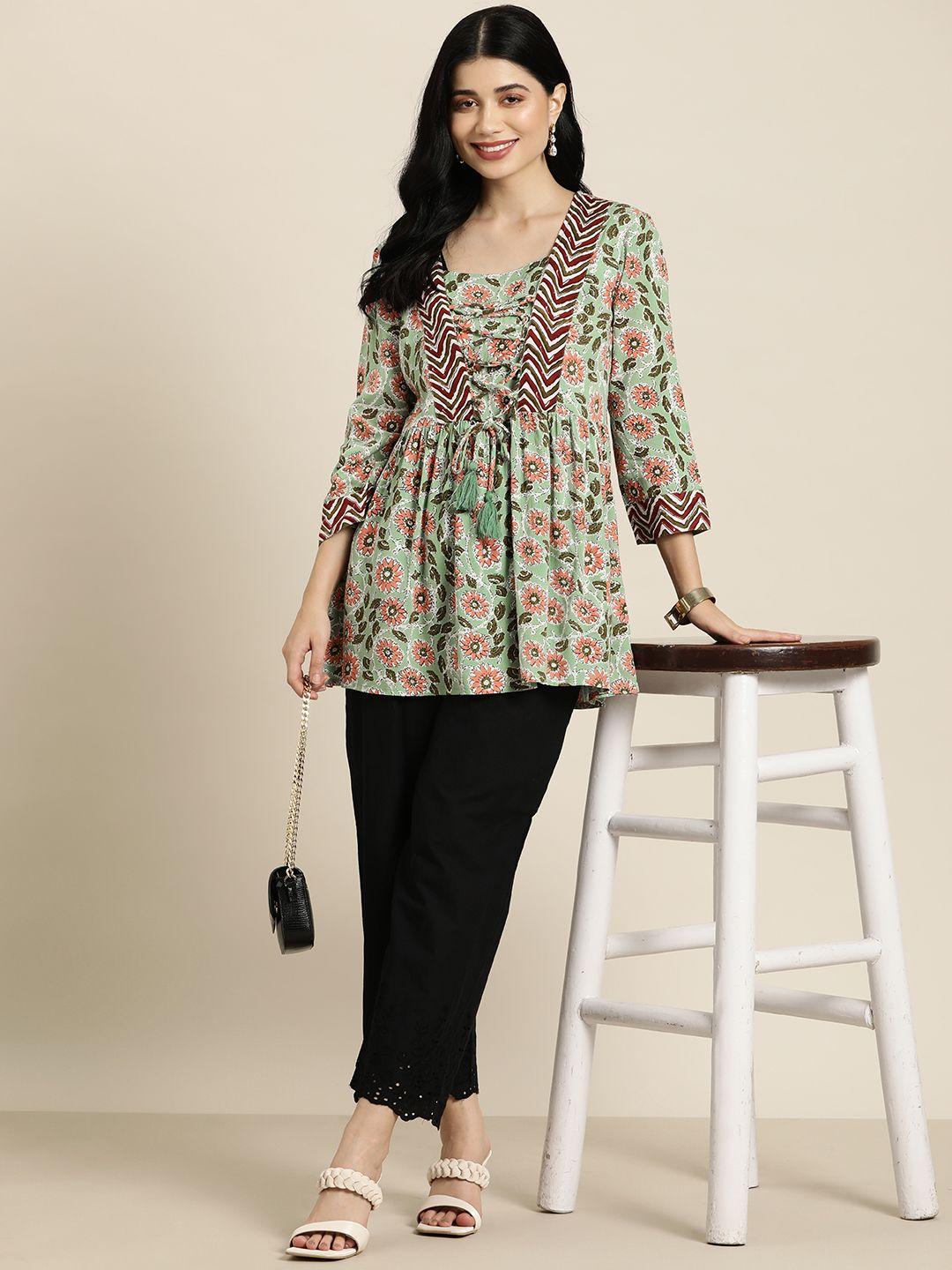 here&now floral print pleated kurti