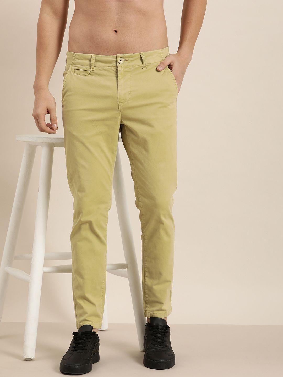 here&now men relaxed solid regular fit chinos trousers