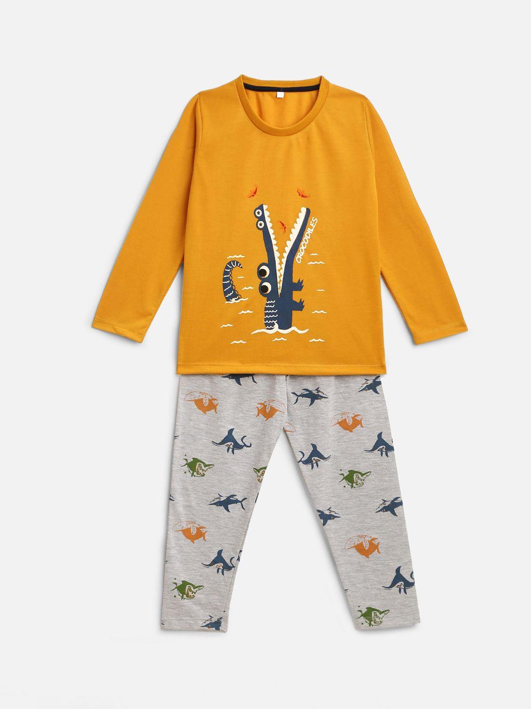 here&now boys printed night suit