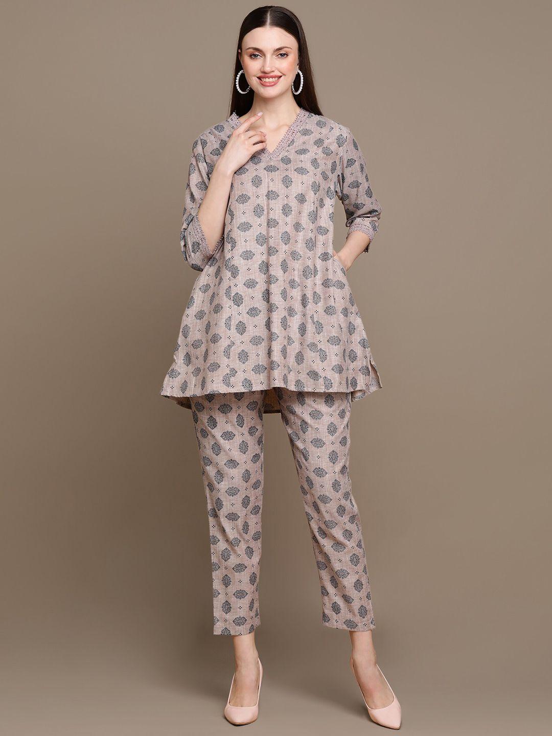 here&now ethnic motifs printed lace inserted v-neck kurti with trousers