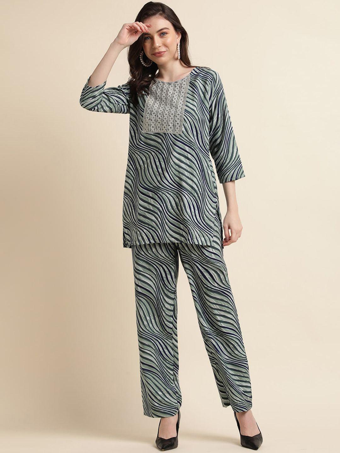 here&now geometric printed thread work tunic with trouser co-ords