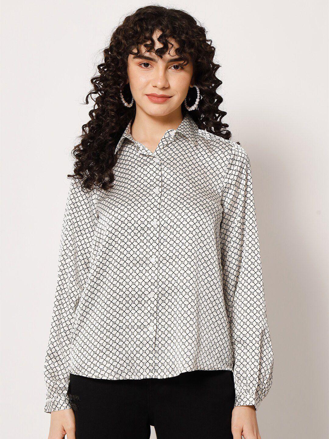 here&now grey & black geometric printed spread collar casual shirt