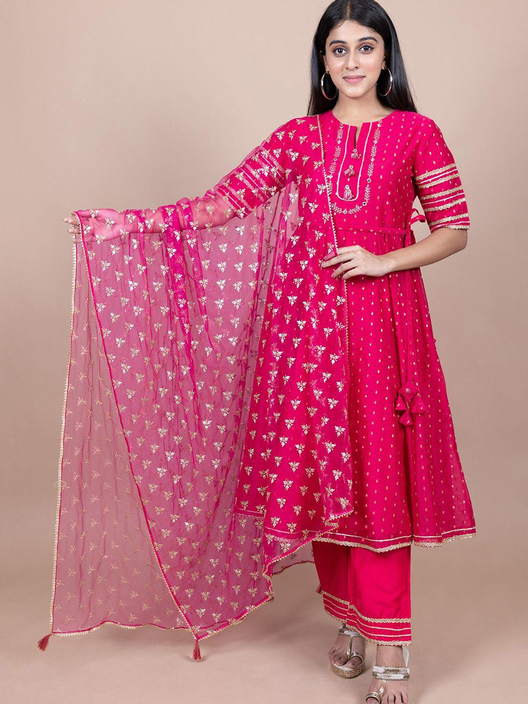 here&now magenta & gold-toned ethnic motifs embroidered dupatta