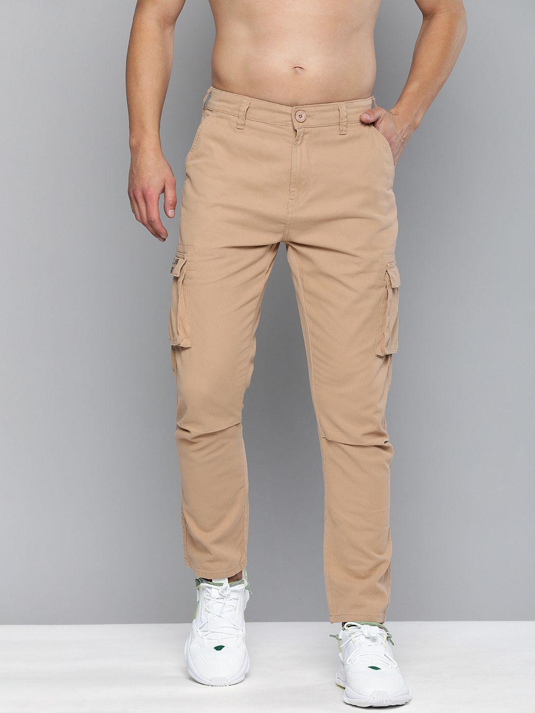 here&now men beige solid cargos jogger fit trousers