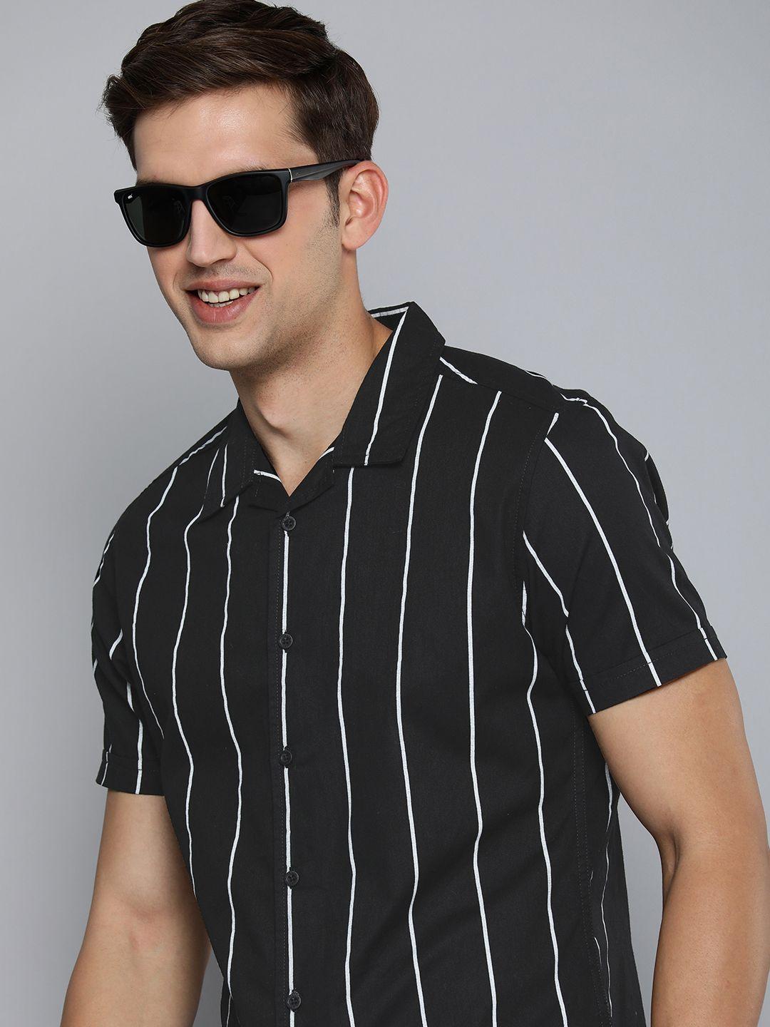 here&now men slim fit opaque striped casual shirt