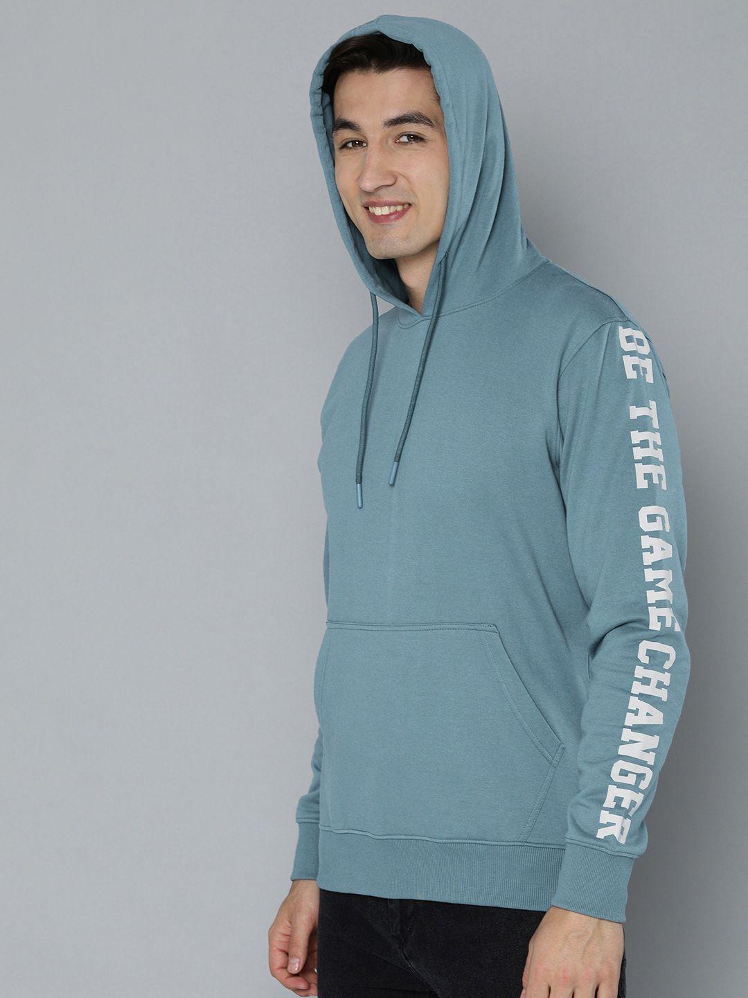 here&now men solid hooded sweatshirt with typography contrast sleeves