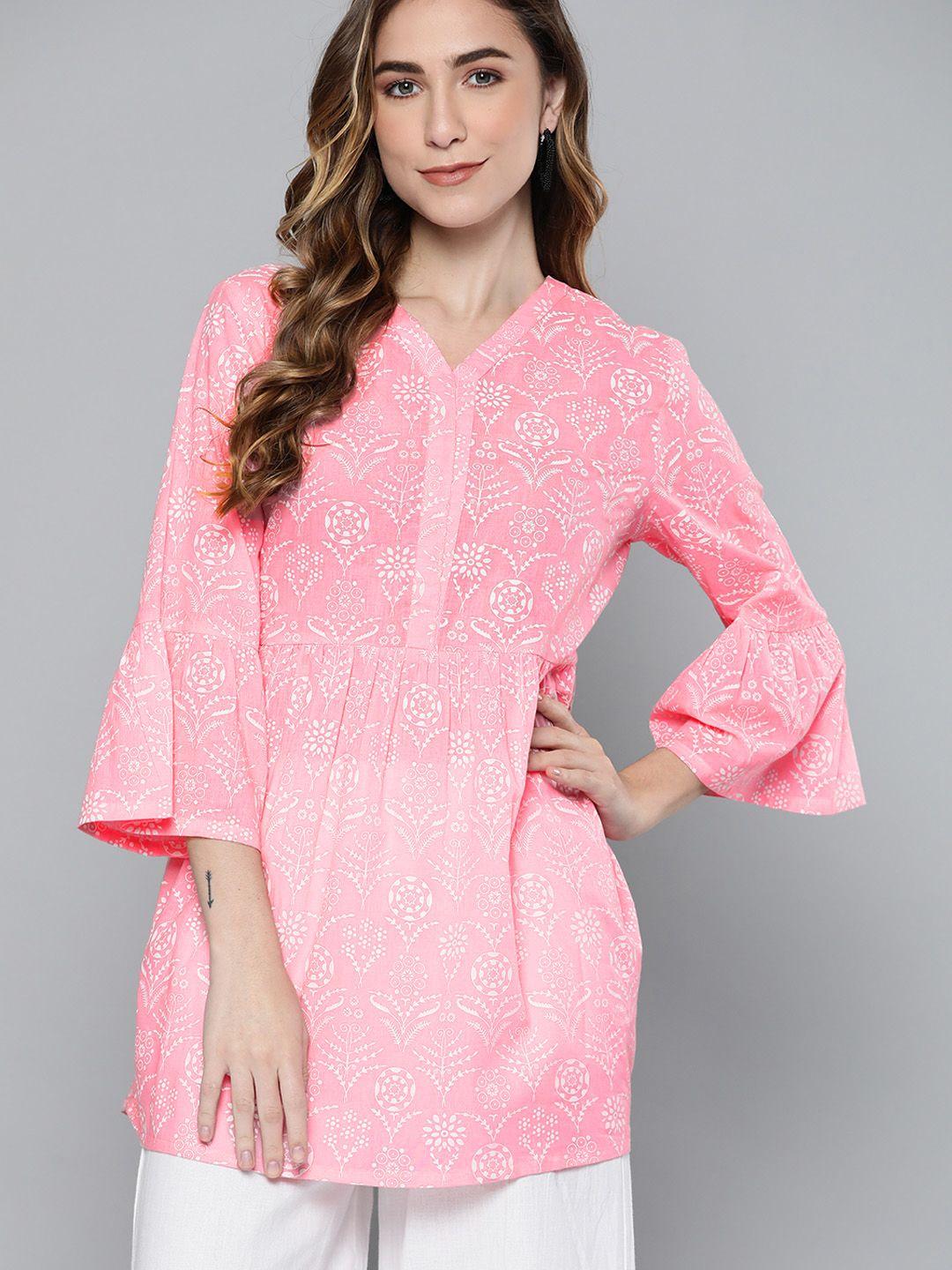 here&now peach-coloured & white ethnic motifs printed v-neck pure cotton kurti