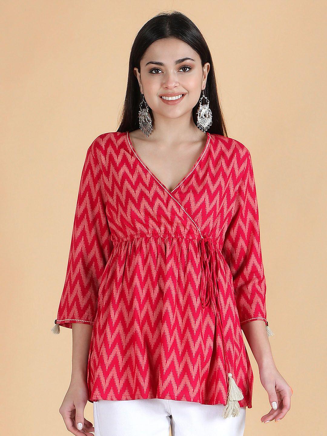 here&now red & white geometric printed v-neck angrakha kurti