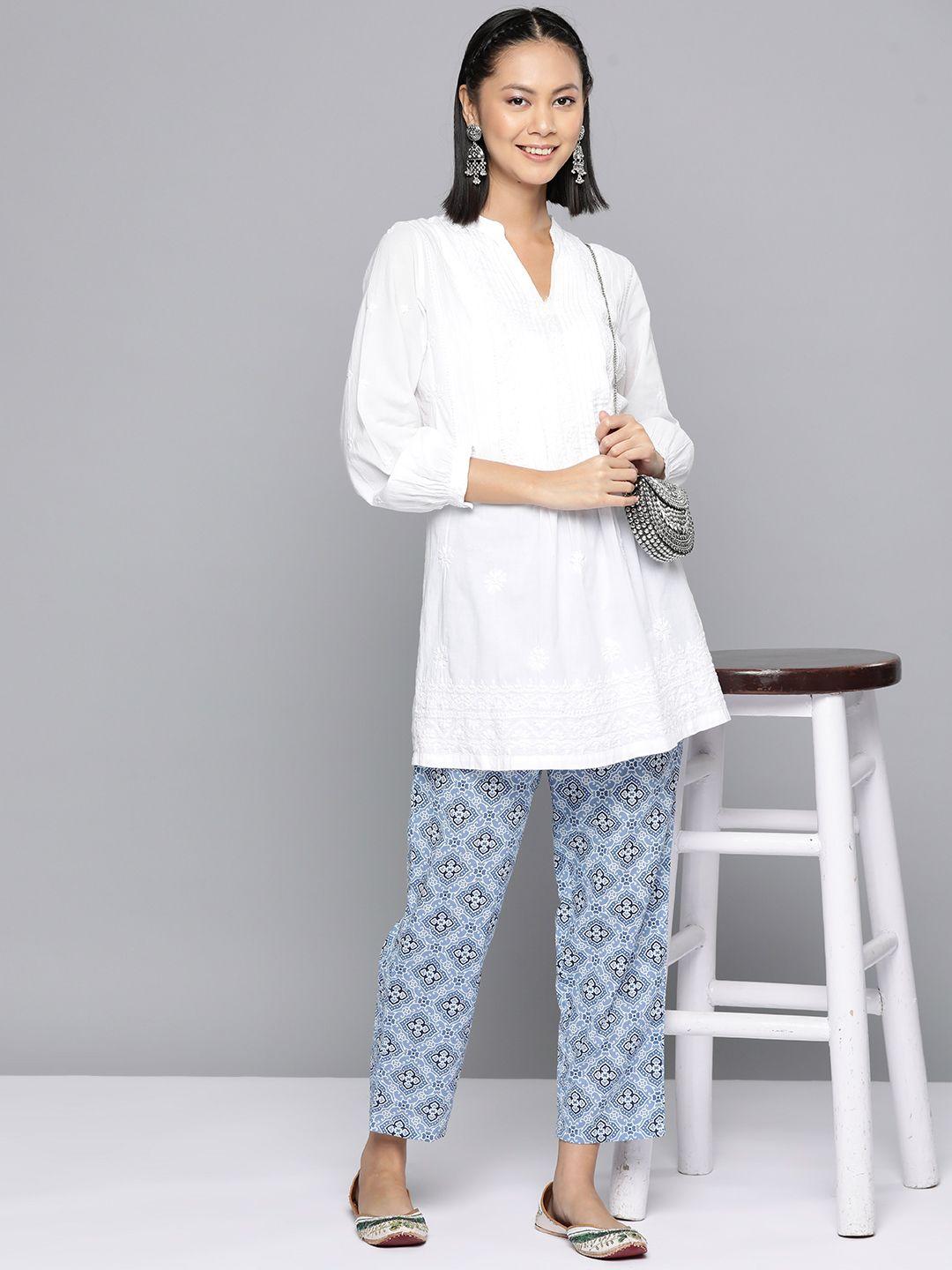 here&now women ethnic motifs printed pure cotton cropped trousers