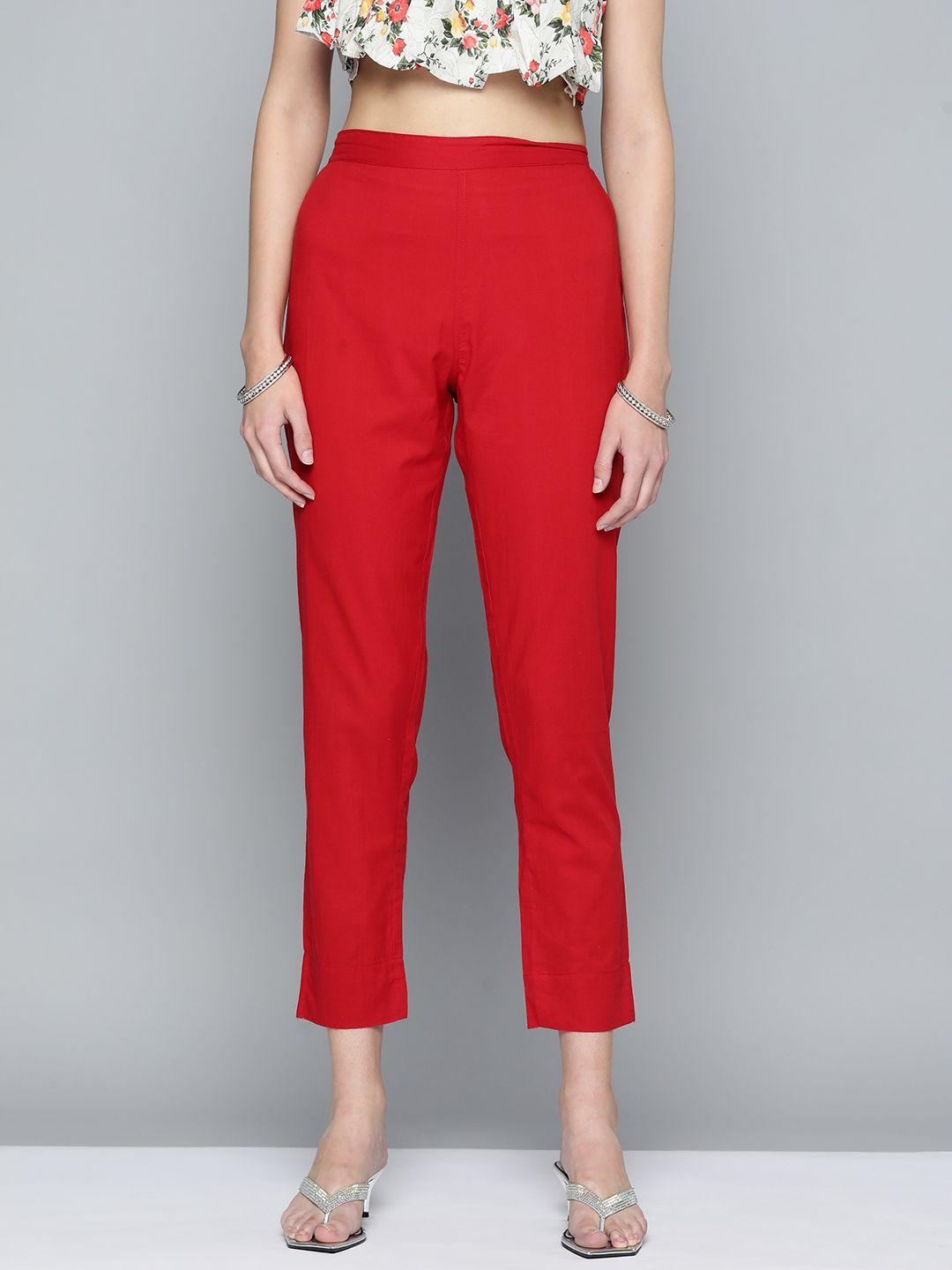 here&now women red solid pleated trousers