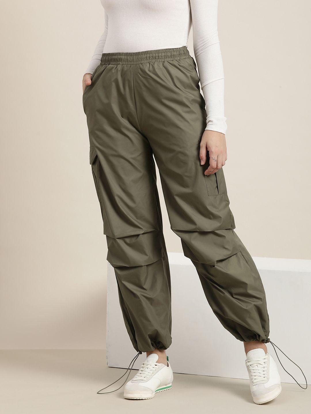 here&now women solid regular fit casual track pants