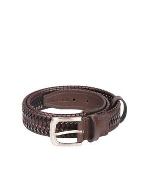 herringbone pattern belt with tang buckle closure