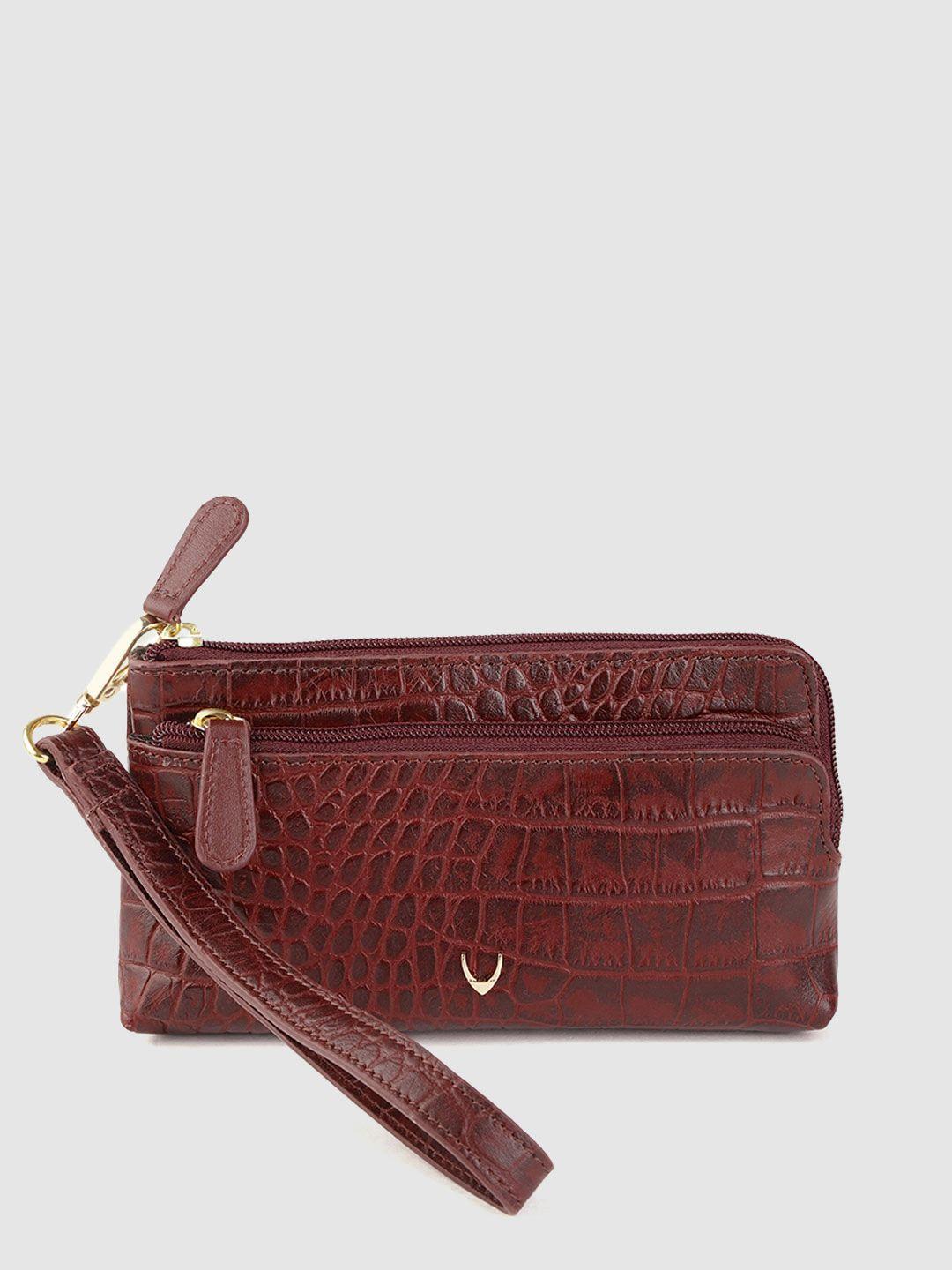 hidesign maroon croc textured purse with detachable wrist loop