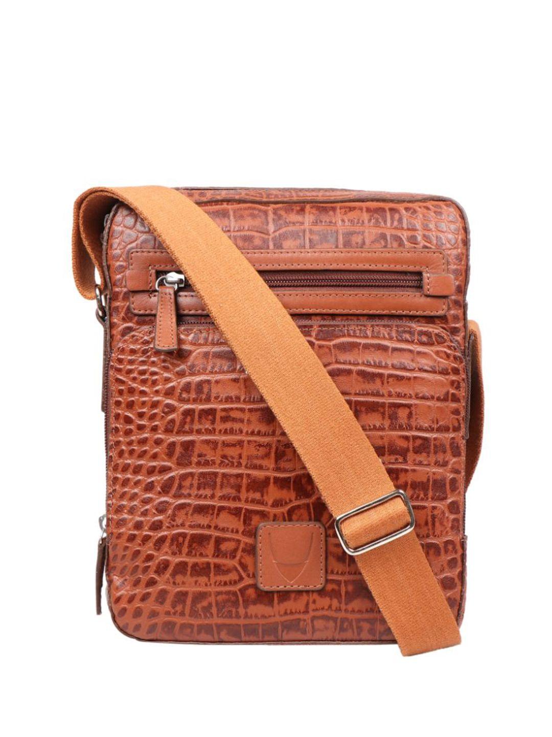 hidesign textured leather messenger bag