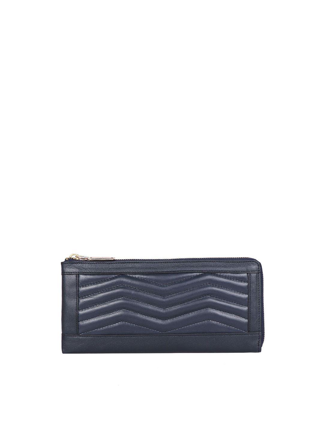 hidesign blue textured quilted purse