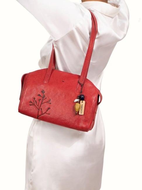 hidesign ei bloom 03 red leather solid shoulder handbag