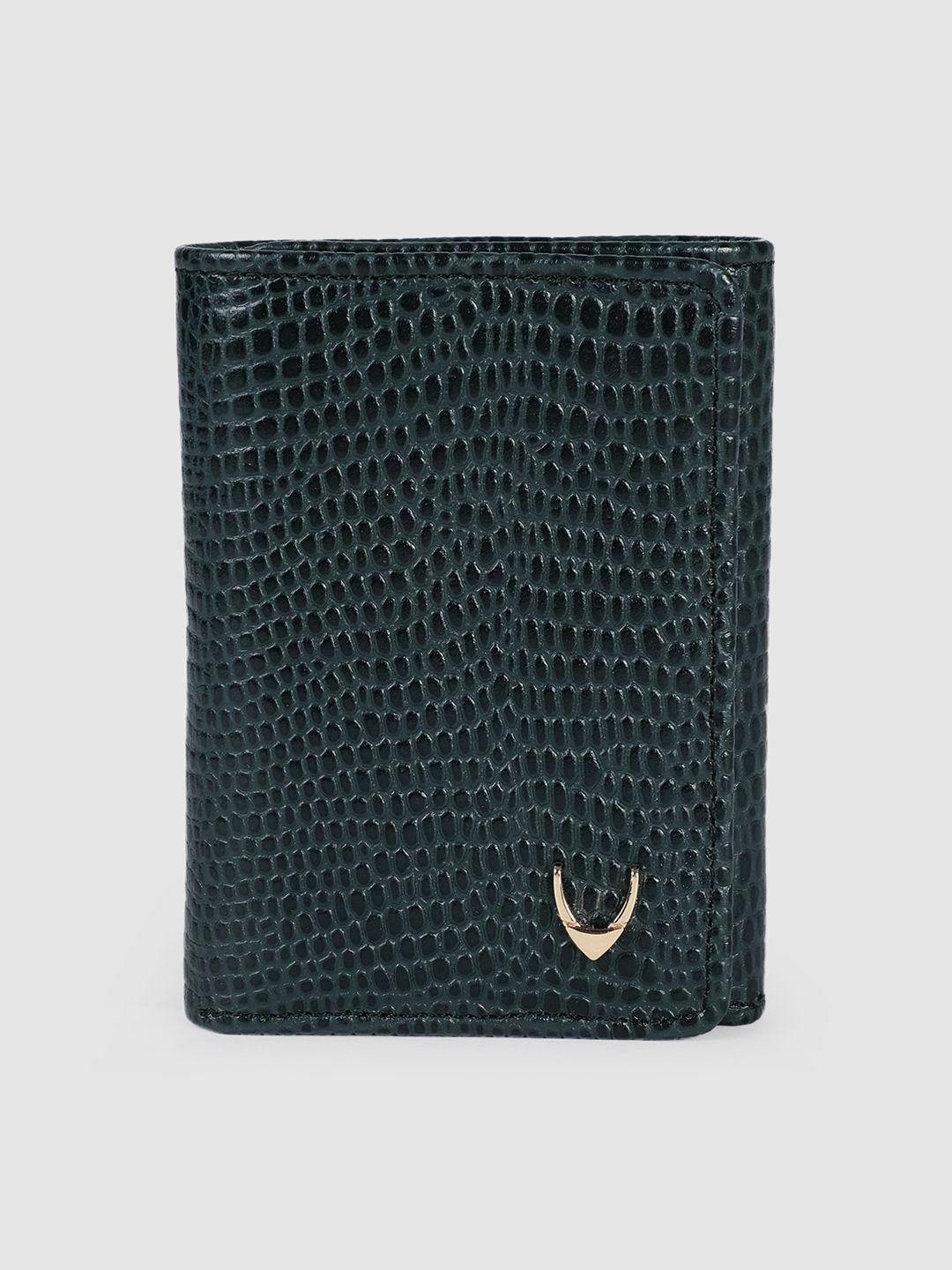 hidesign men blue snakeskin textured three fold leather wallet