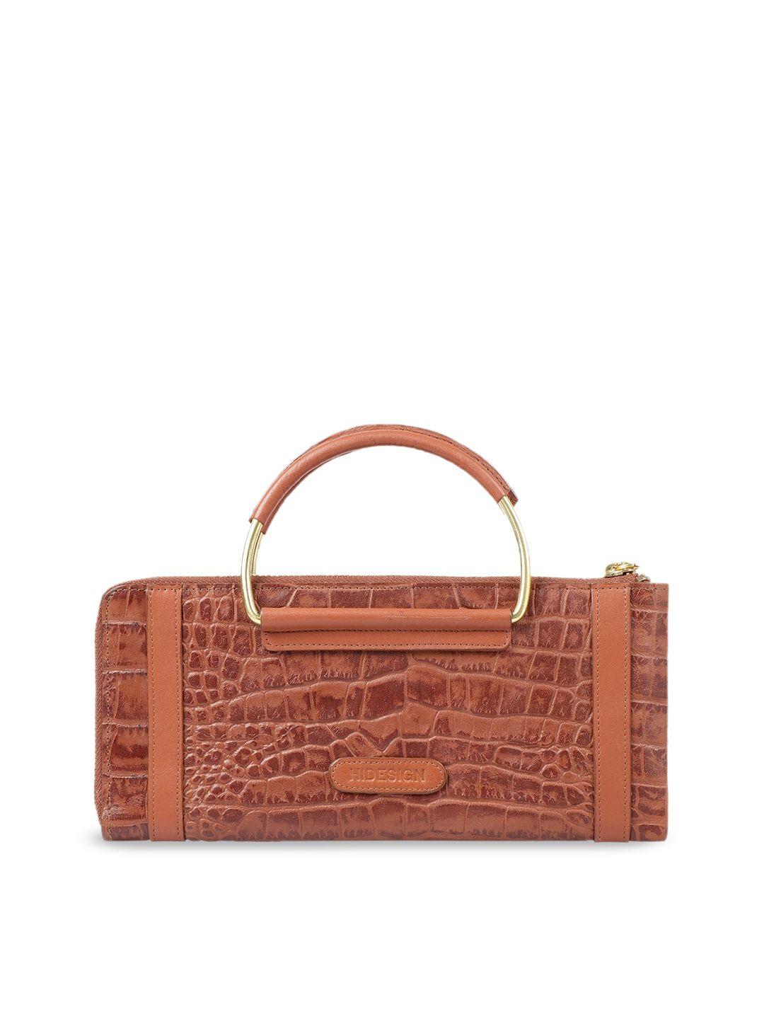 hidesign tan textured purse clutch