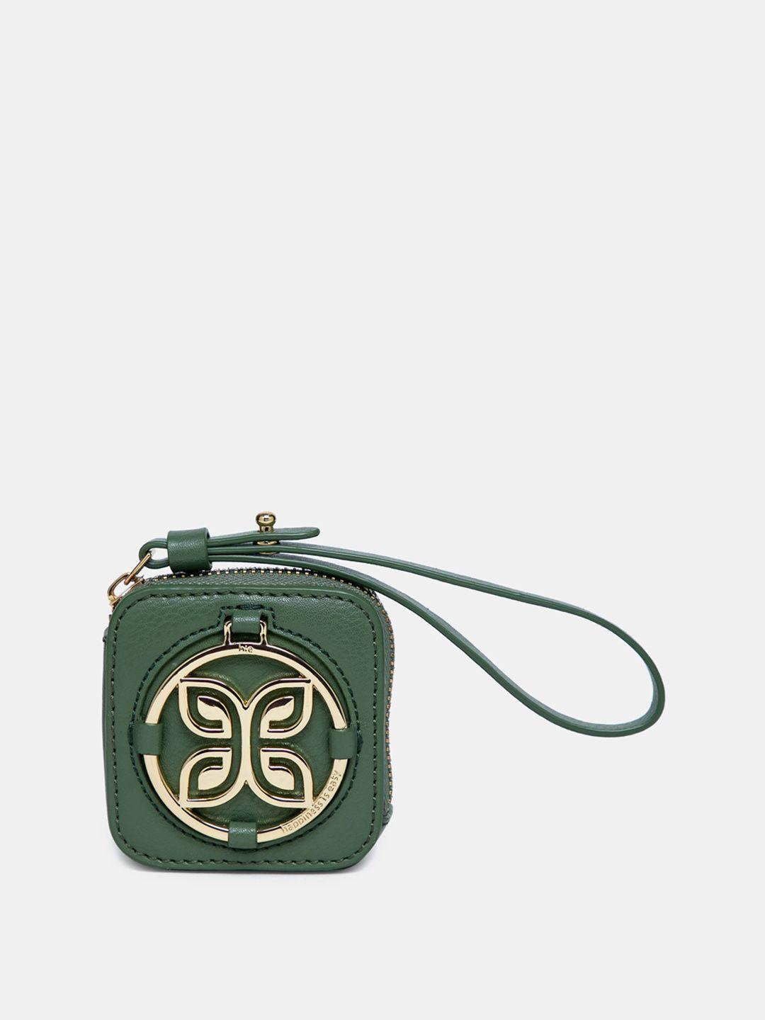 hie textured pu structured sling bag with applique