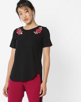 high-low top with floral applique