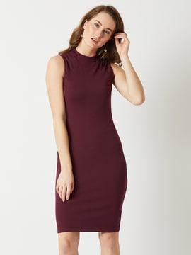 high-neck sleeveless bodycon dress