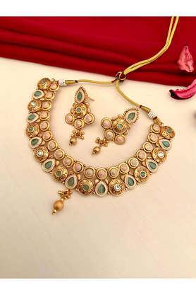 high-quality gold plated kundan studded necklace