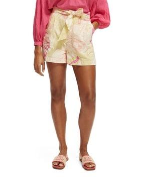 high-rise casual printed shorts with belt