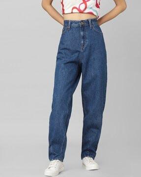 high-rise baggy jeans