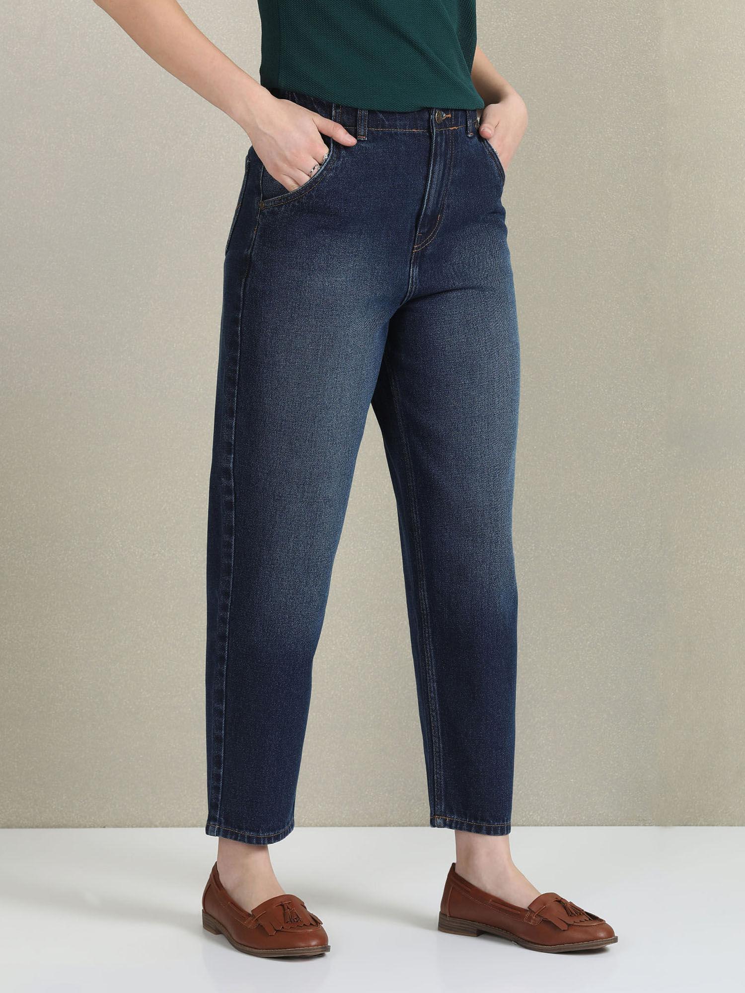 high rise carrot fit blue jeans