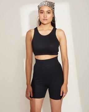 high-rise city shorts with elasticated waistband