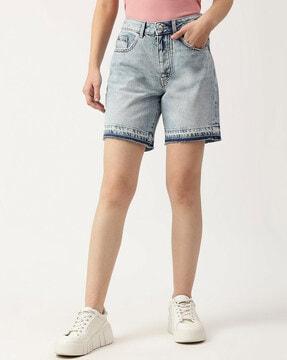 high-rise shorts with insert pocket