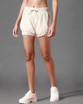 high-rise shorts with insert pockets