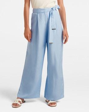 high-rise trousers with belt accent