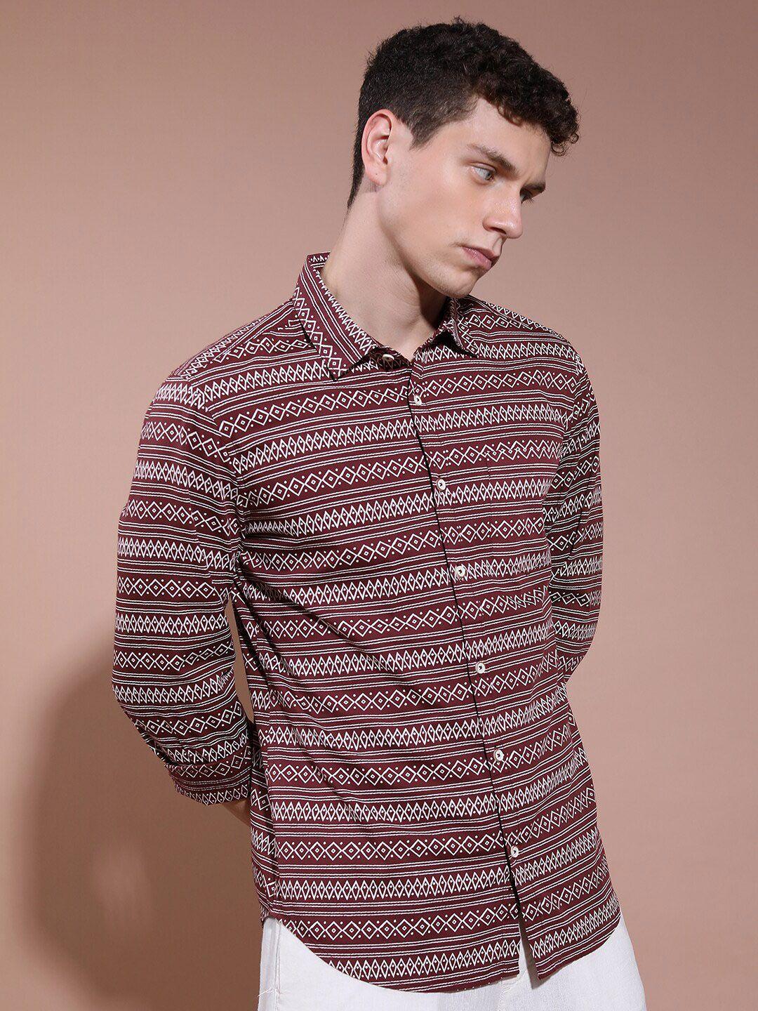 highlander geometric printed slim fit opaque cotton casual shirt