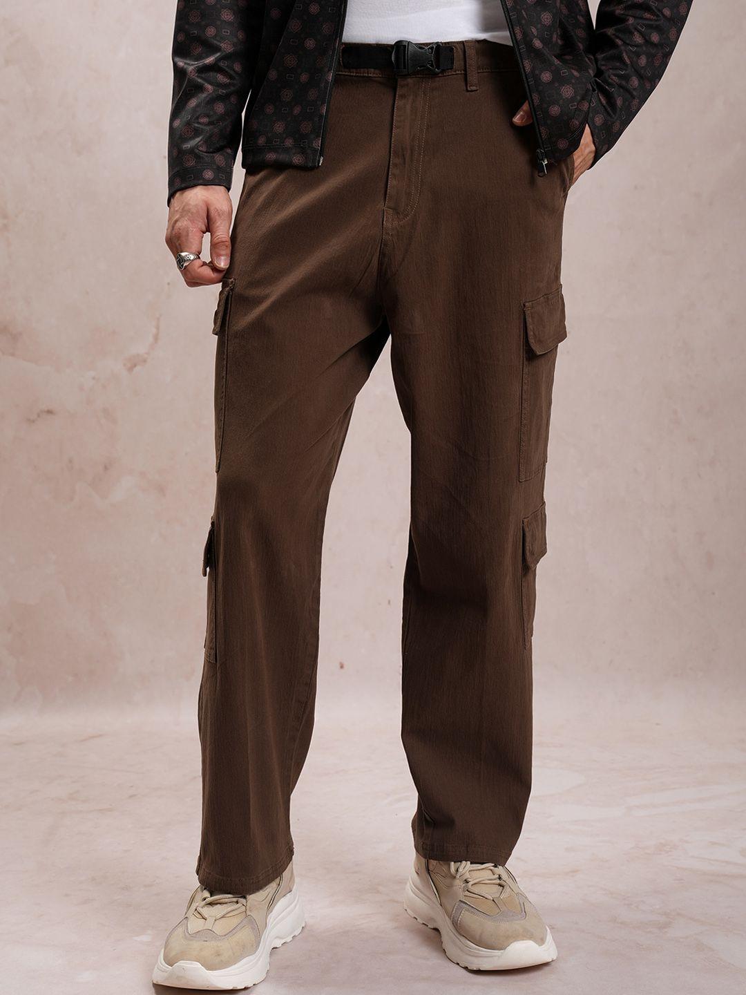 highlander men brown mid-rise loose fit cargos trousers