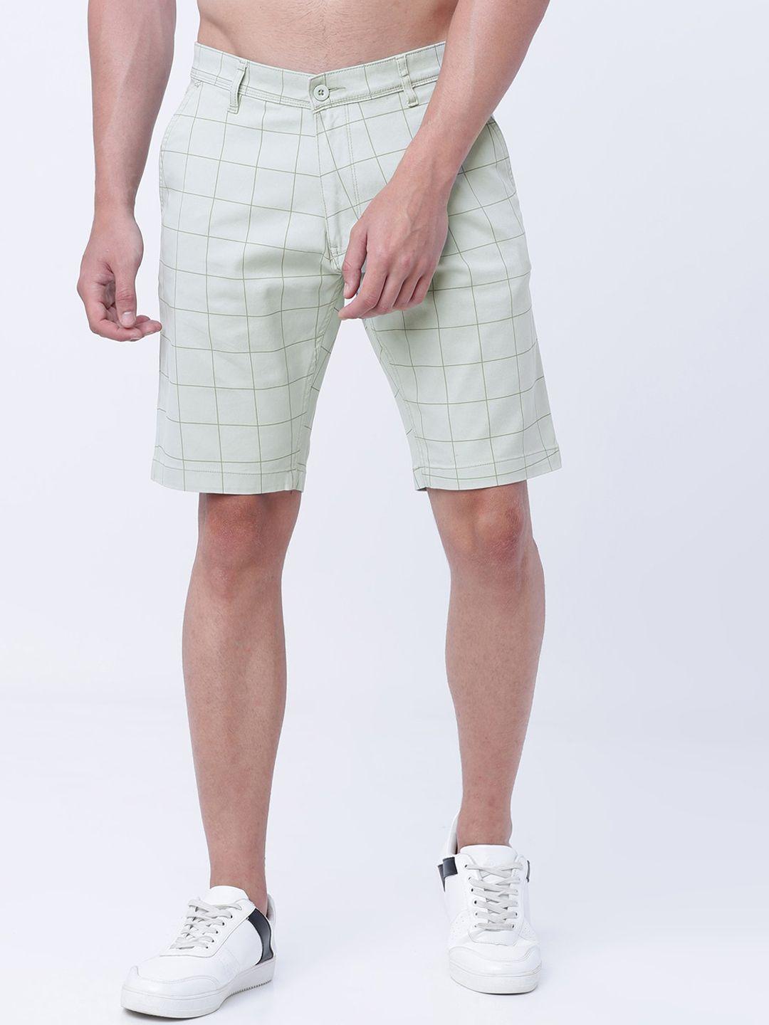 highlander men green checked slim fit regular shorts