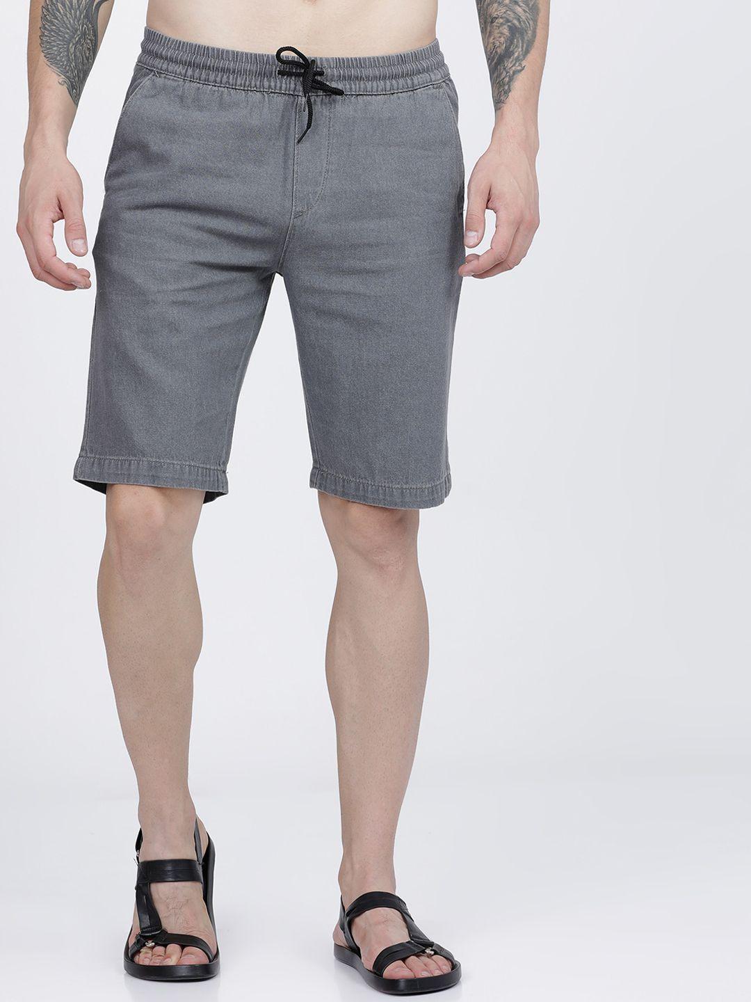 highlander men grey slim fit mid-rise regular shorts