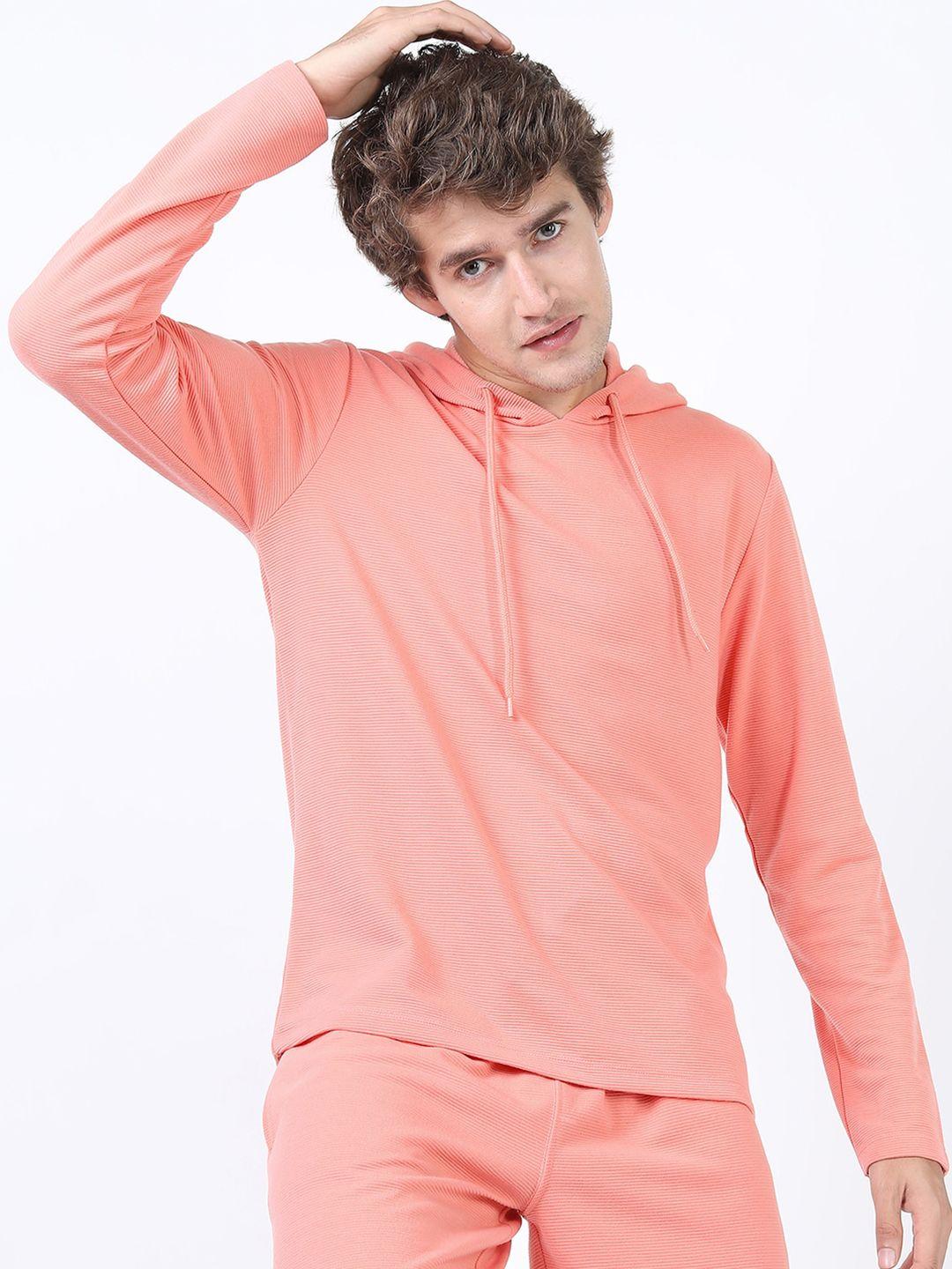 highlander men peach-coloured solid hooded regular fit t-shirt