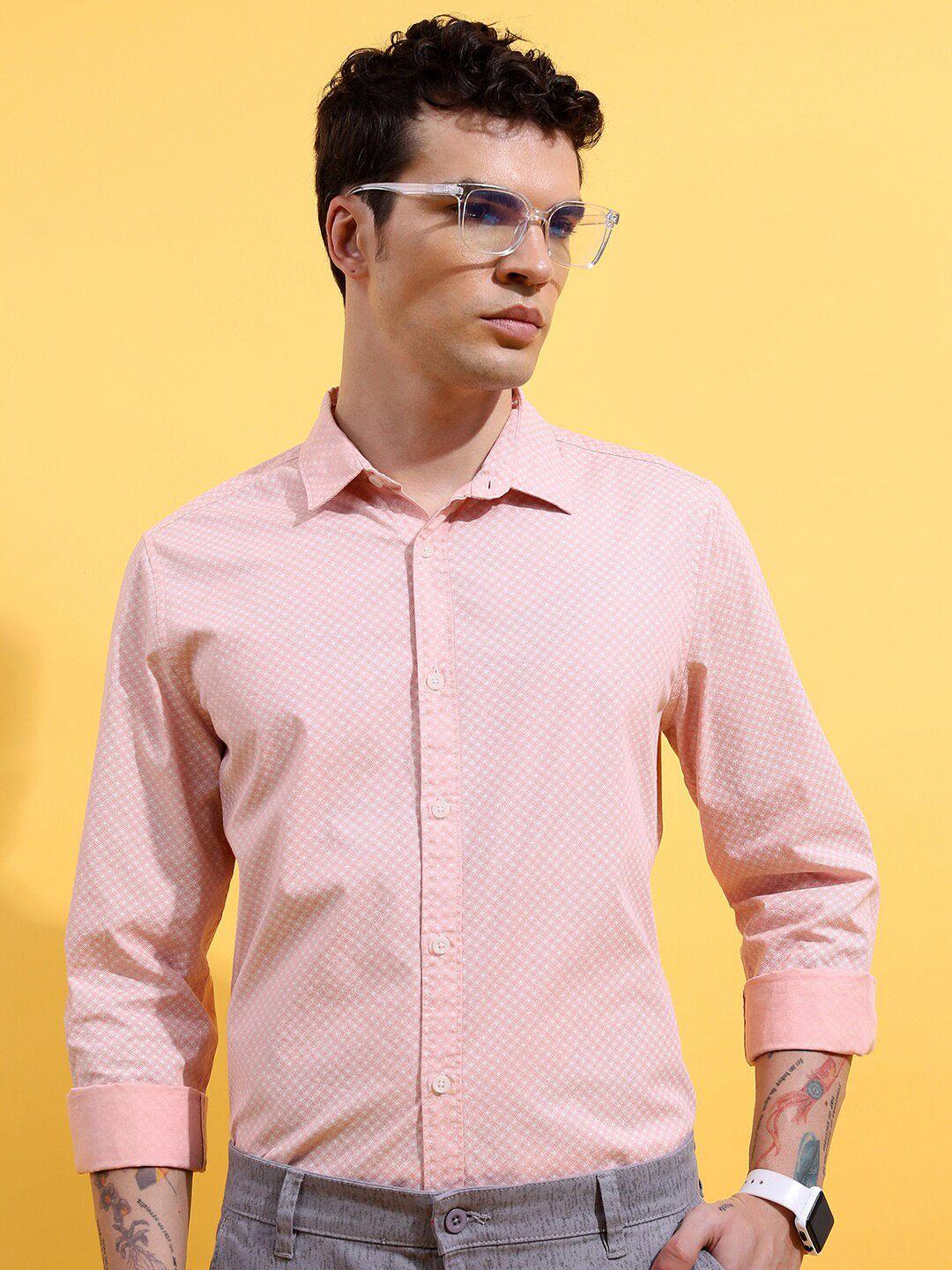 highlander pink slim fit opaque geometric printed cotton casual shirt