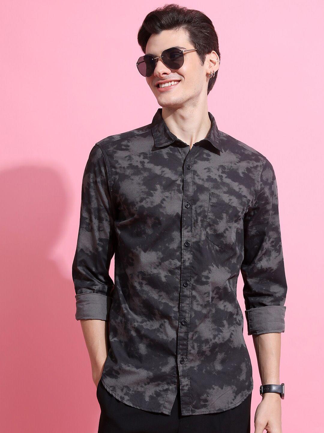 highlander slim fit abstract printed cotton casual shirt