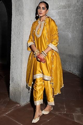 honey yellow chanderi & organza sequins embroidered kurta set