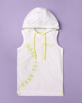 hooded-t-shirt-with-typographic-applique