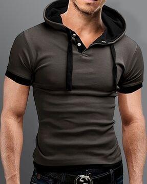 hooded neck t-shirt