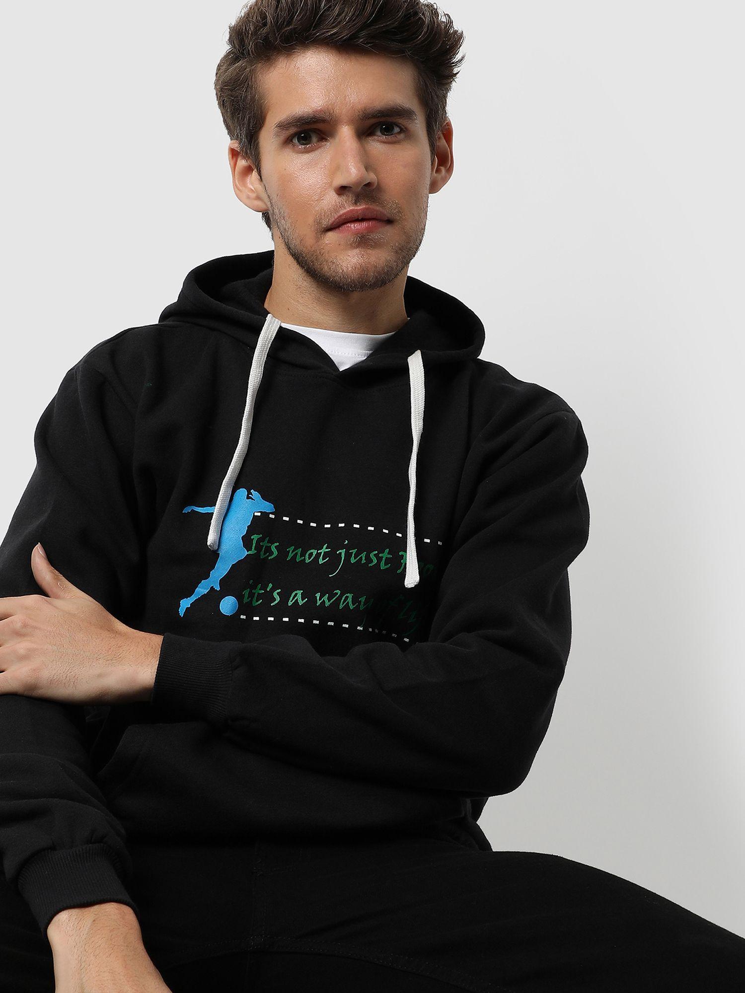 hooded sweatshirt kangaroo pocket