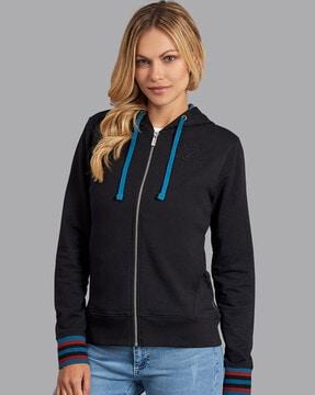 hooded sweatshirt with insert pockets