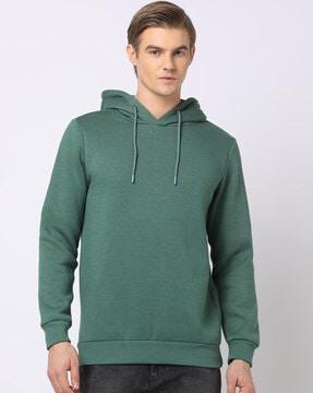 hoodie with cuffed sleeves