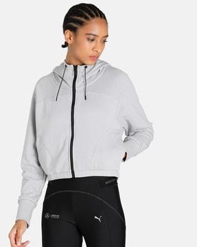 hoodie with insert pockets